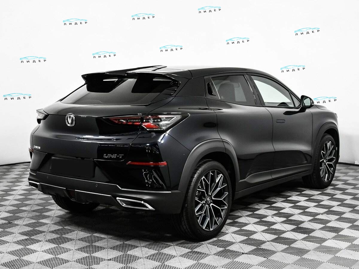 Б/У Чанган УНИ-Т 2022 года. Фото: #4