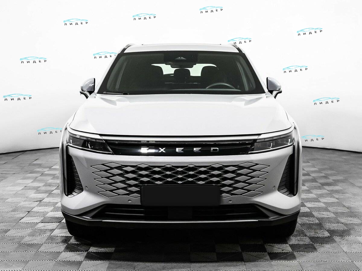 Б/У Эксид Р-Икс 2023 года. Фото: #1