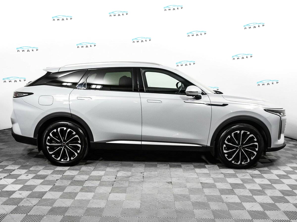 Б/У Эксид Р-Икс 2023 года. Фото: #3