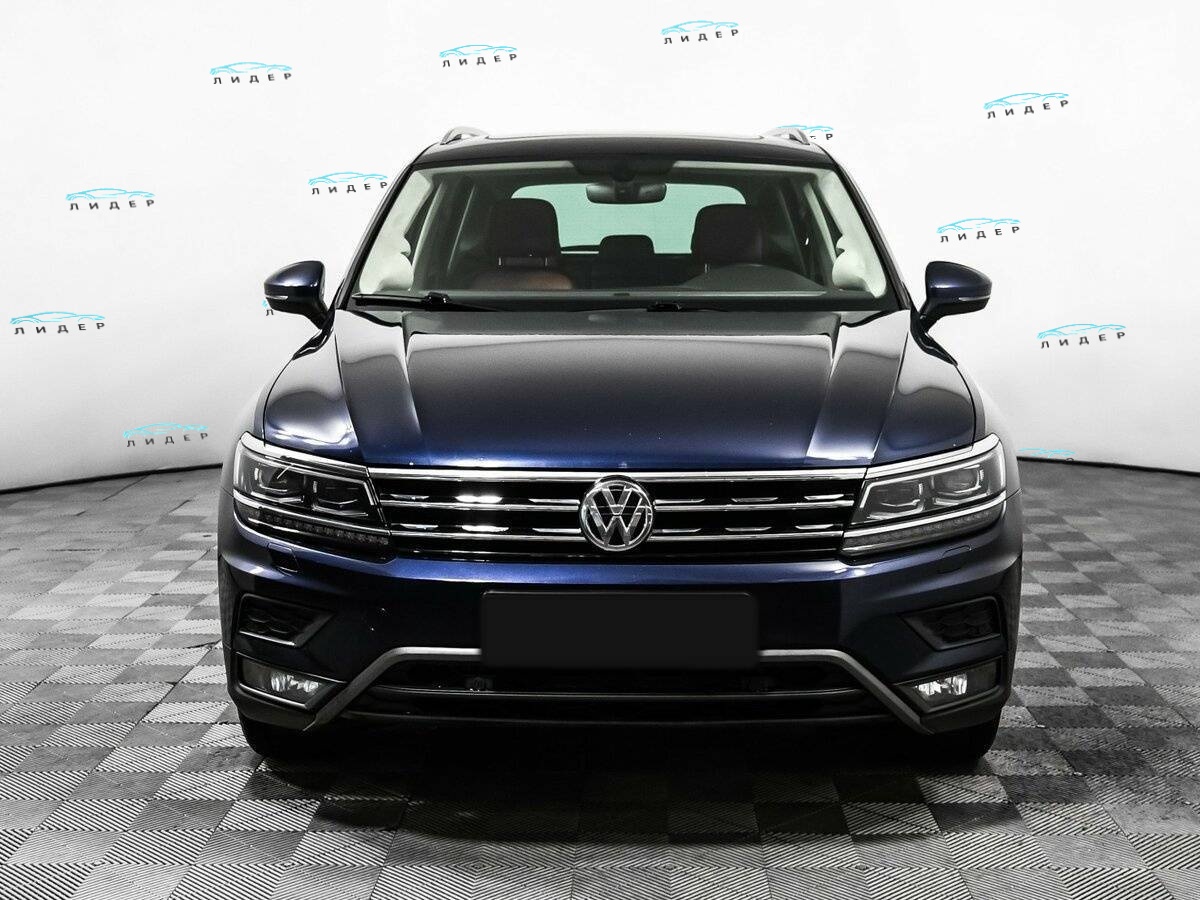 Б/У Фольксваген Тигуан 2017 года. Фото: #1