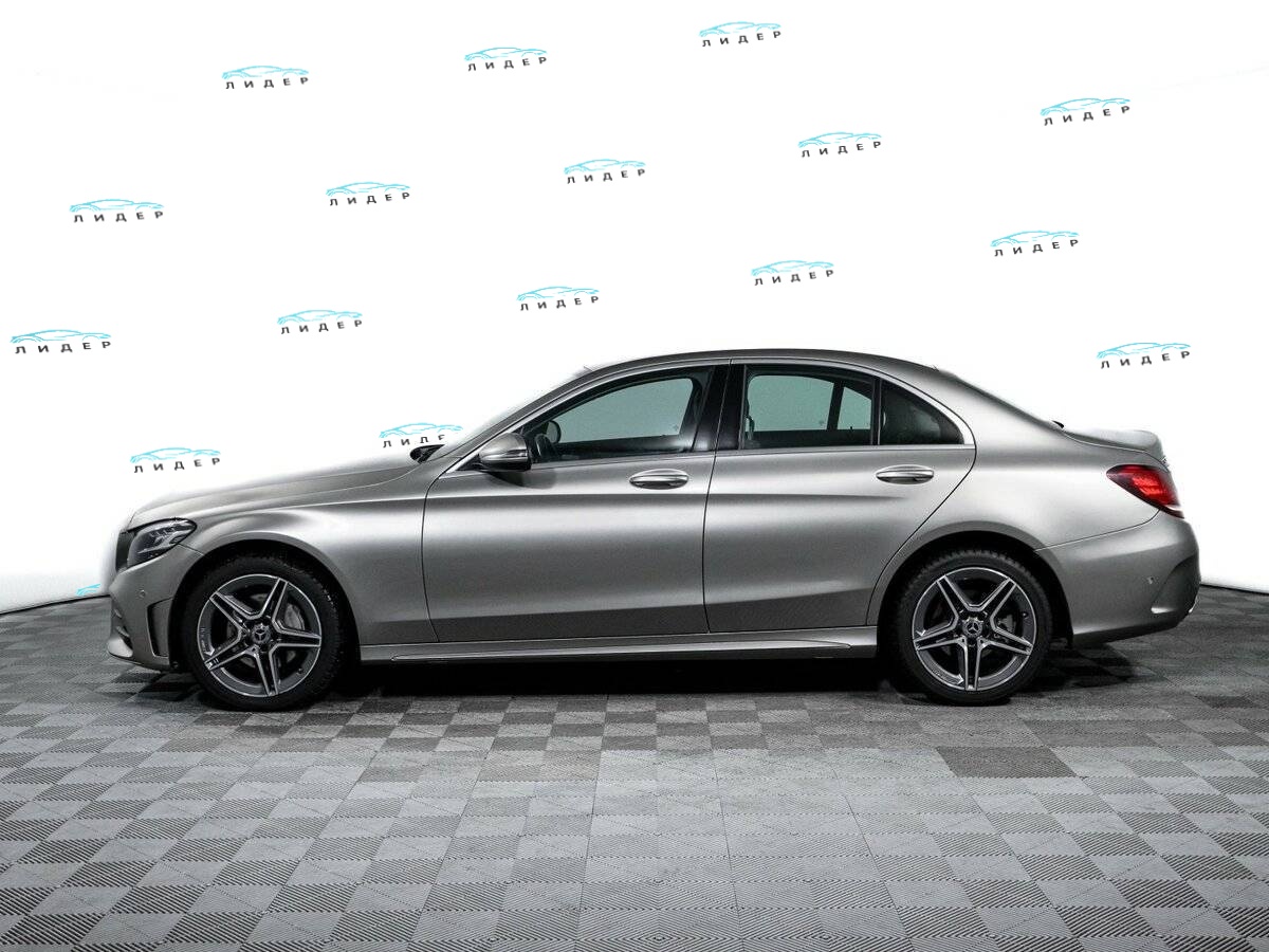 Б/У Мерседес-Бенц Ц-Класс 2020 года. Фото: #7