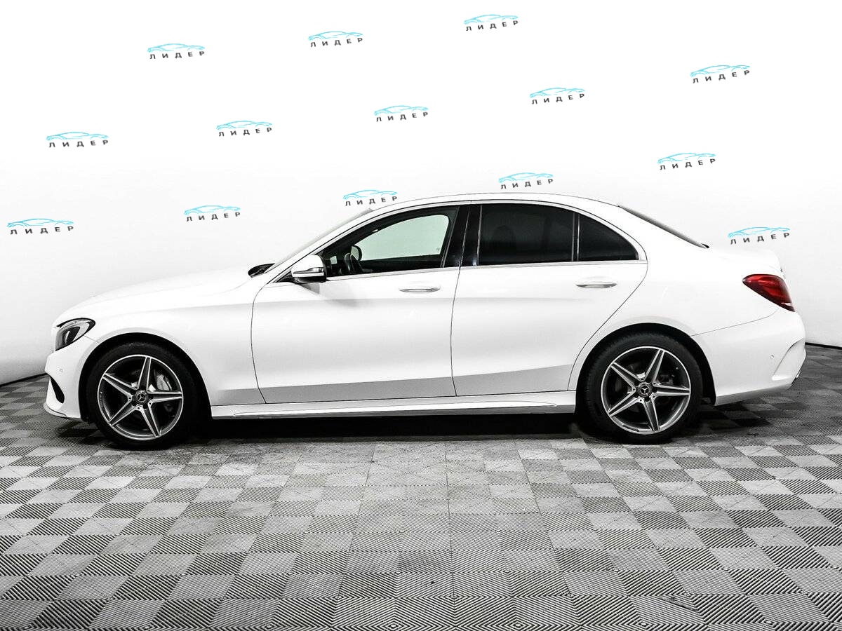 Б/У Мерседес-Бенц Ц-Класс 2017 года. Фото: #7