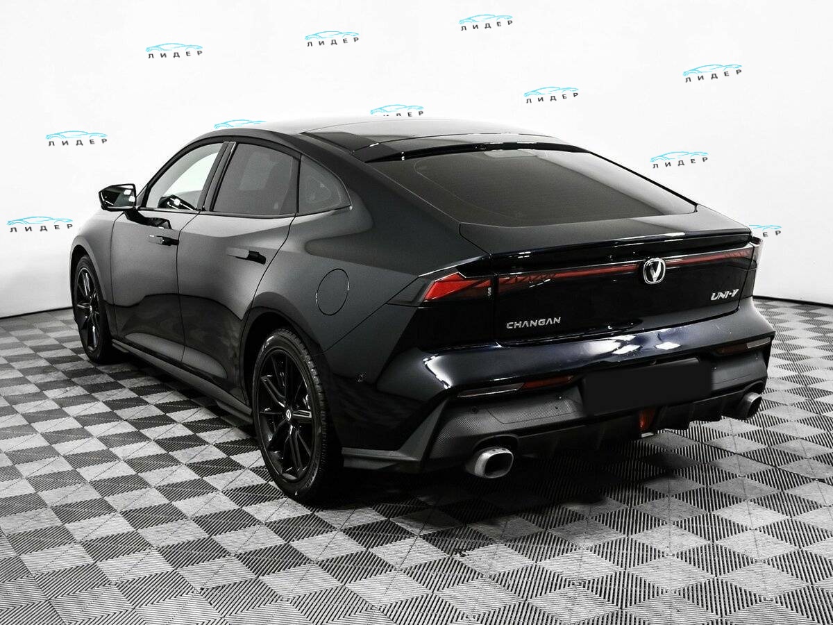 Б/У Чанган УНИ-В 2024 года. Фото: #6