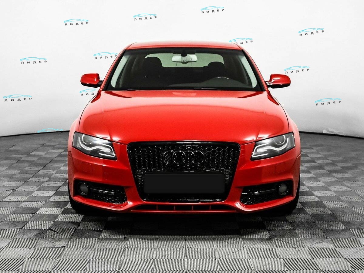 Б/У Ауди А4 2011 года. Фото: #1