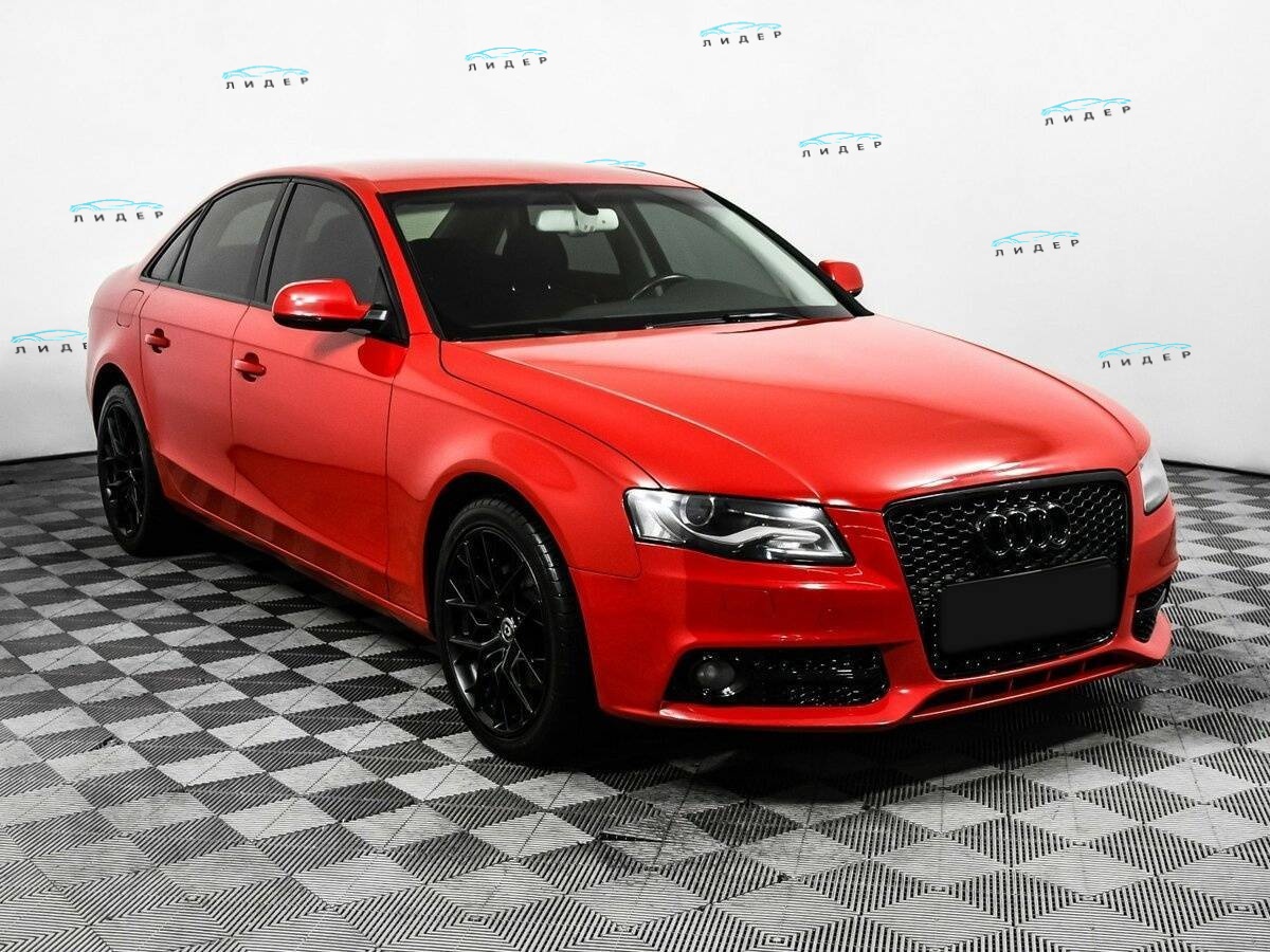 Б/У Ауди А4 2011 года. Фото: #2