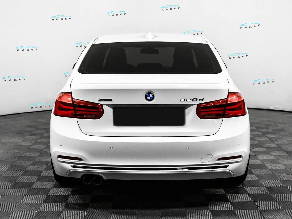 Б/У БМВ 3 серии 2017 года. Фото: #5