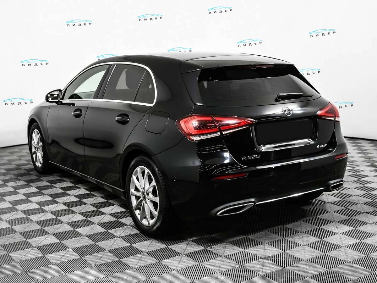 Б/У Мерседес-Бенц А-Класс 2018 года. Фото: #6