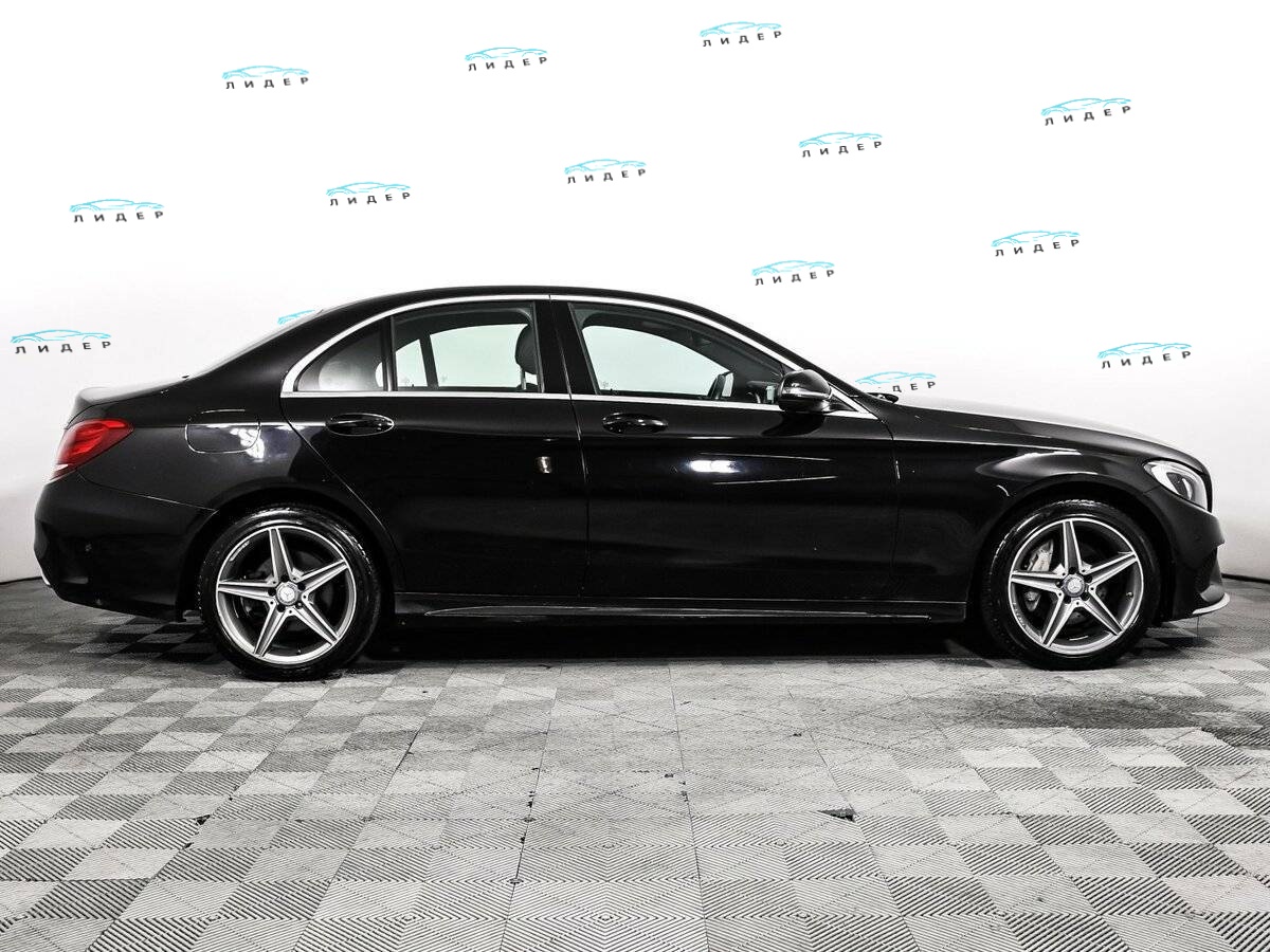 Б/У Мерседес-Бенц Ц-Класс 2016 года. Фото: #3