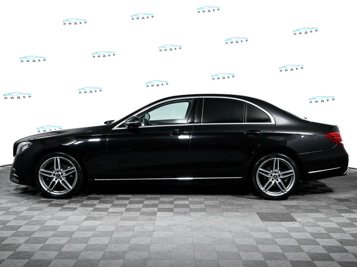 Б/У Мерседес-Бенц Е-Класс 2016 года. Фото: #7