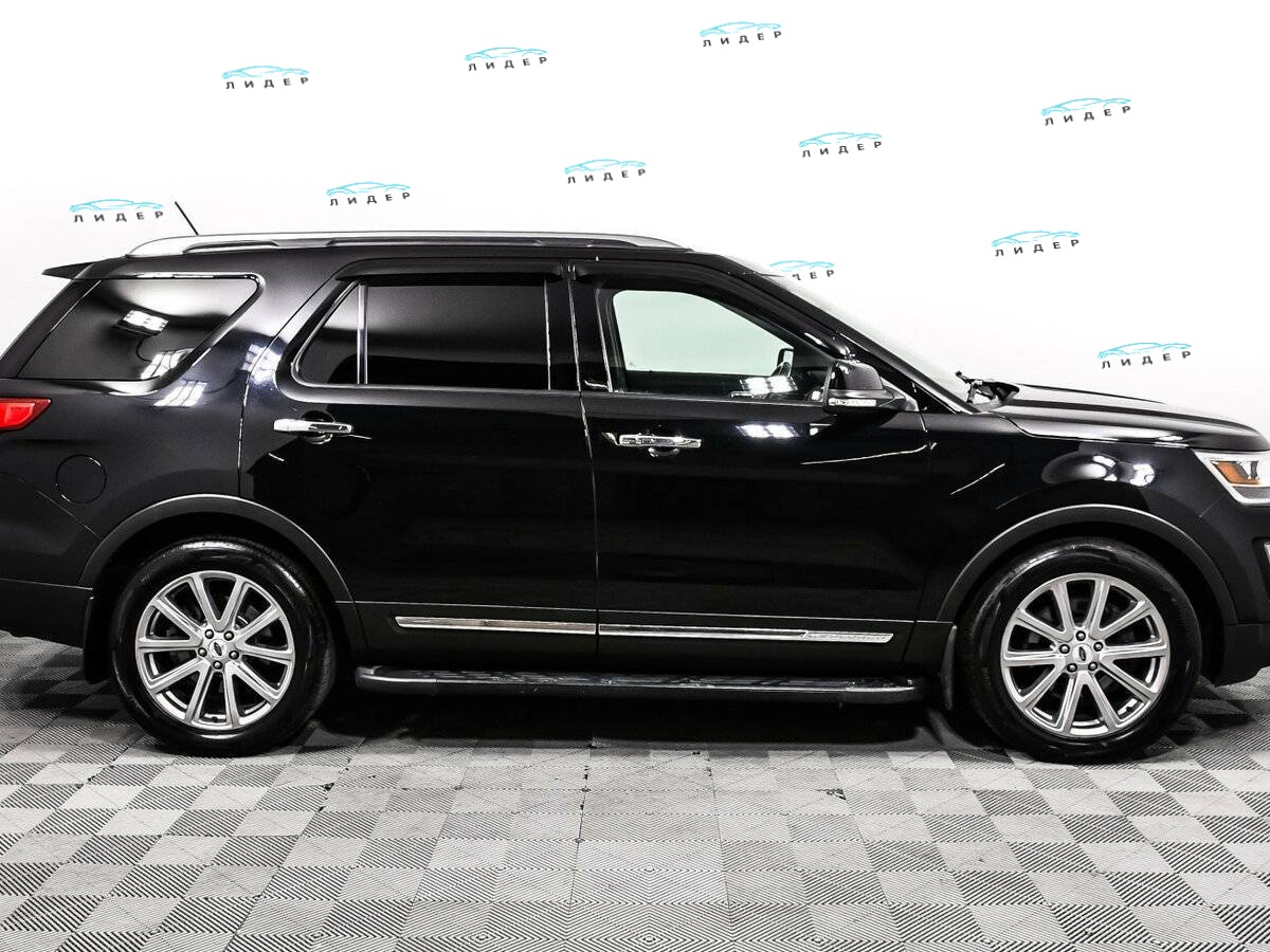 Б/У Форд Експлорер 2018 года. Фото: #3