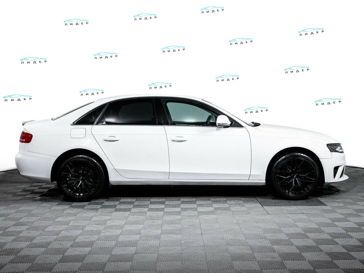 Б/У Ауди А4 2008 года. Фото: #3