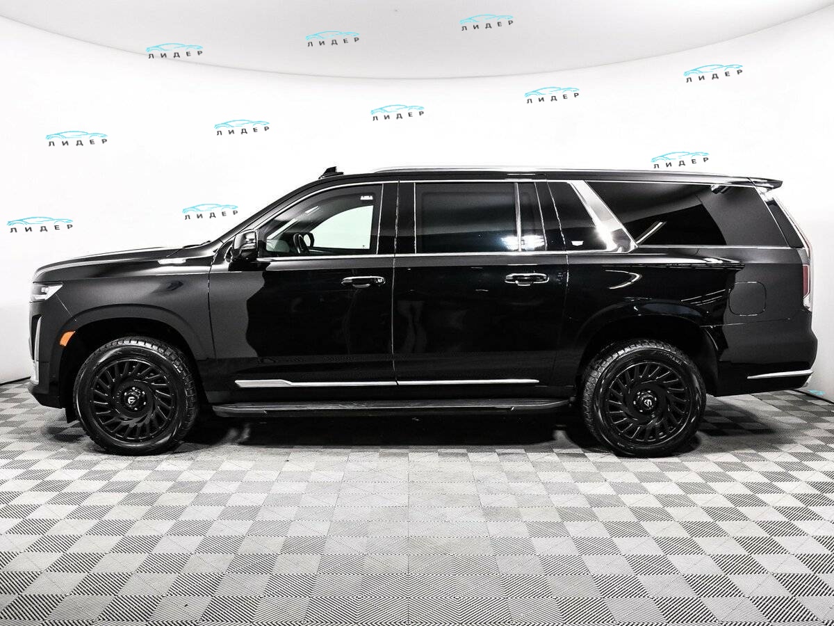 Б/У Кадиллак Эскалэйд 2022 года. Фото: #7