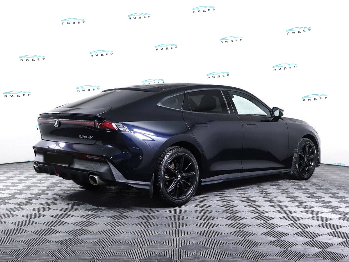 Б/У Чанган УНИ-В 2023 года. Фото: #4