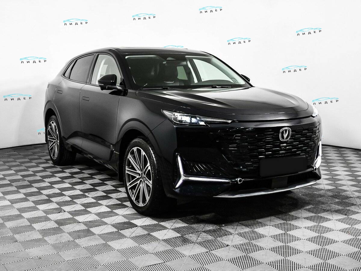 Б/У Чанган УНИ-К 2023 года. Фото: #2