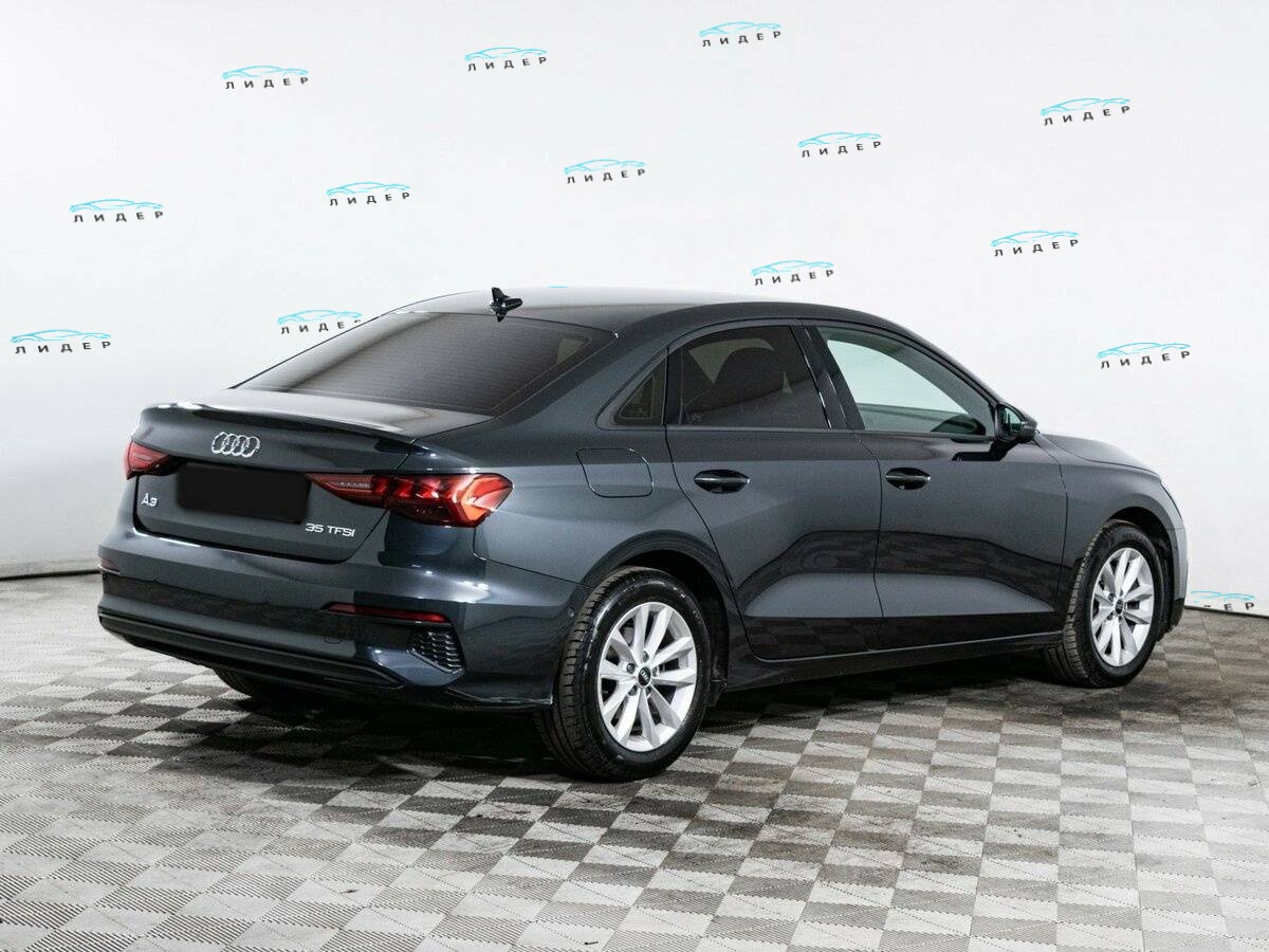 Б/У Ауди А3 2021 года. Фото: #3