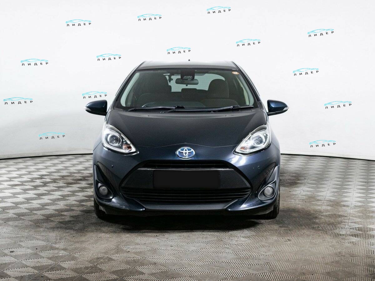 Б/У Тойота Aqua 2018 года. Фото: #1