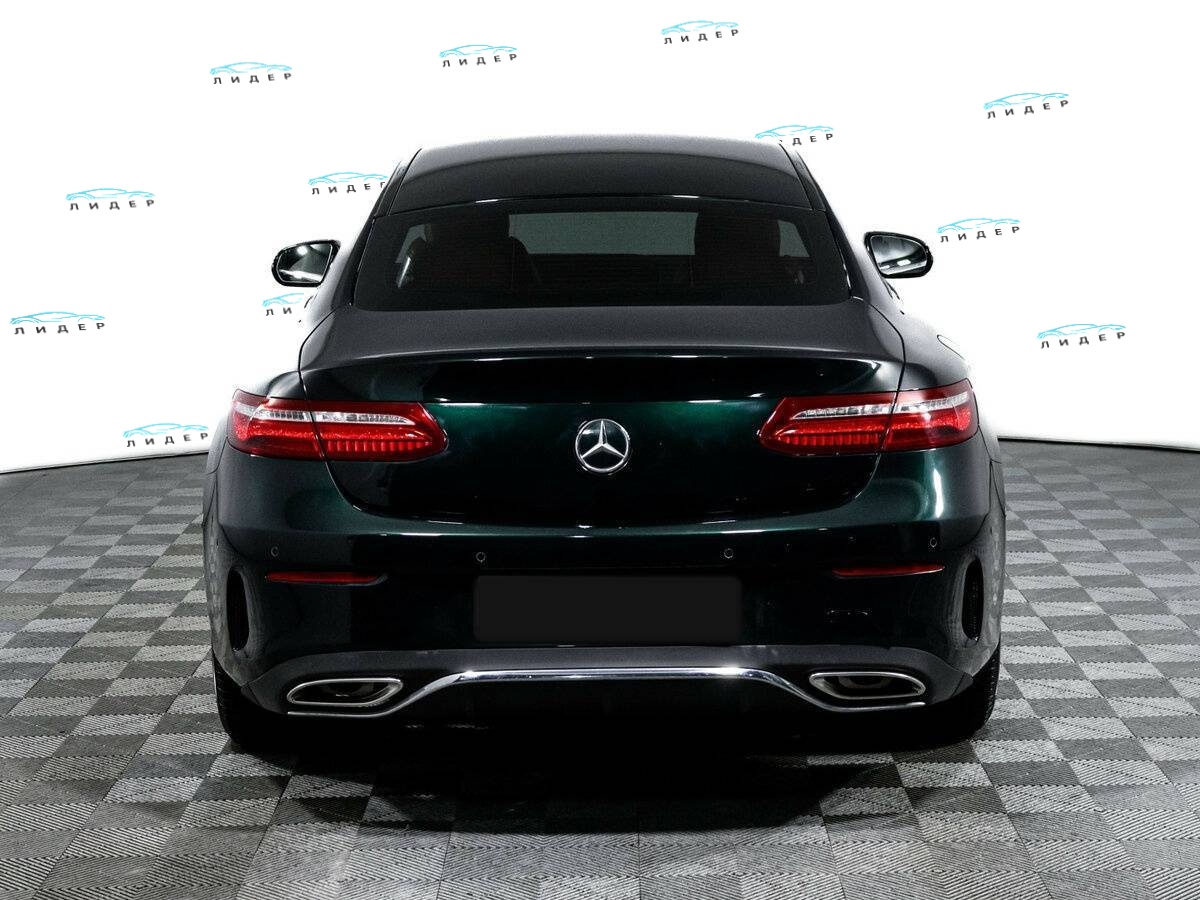 Б/У Мерседес-Бенц Е-Класс 2018 года. Фото: #5