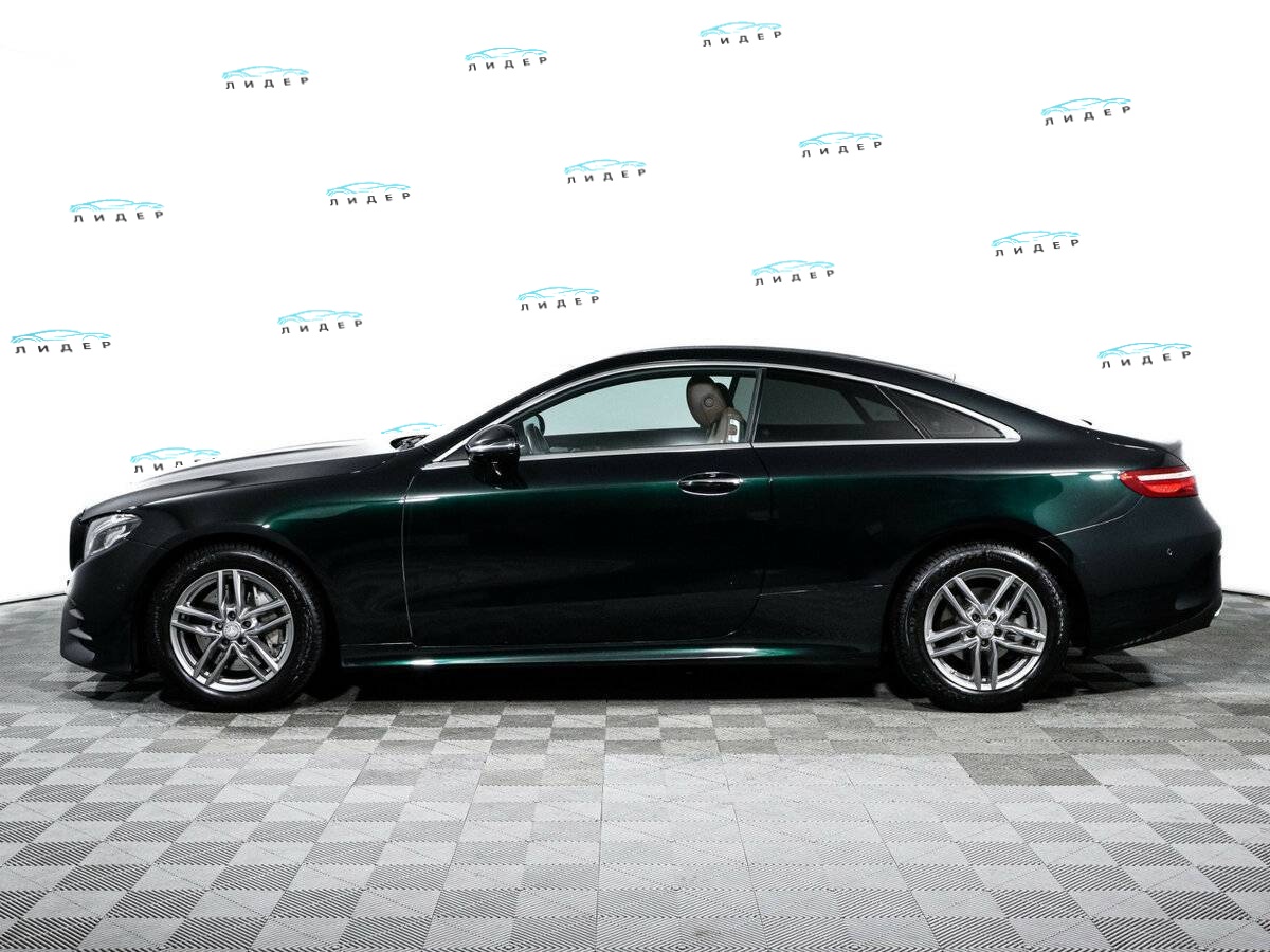Б/У Мерседес-Бенц Е-Класс 2018 года. Фото: #7