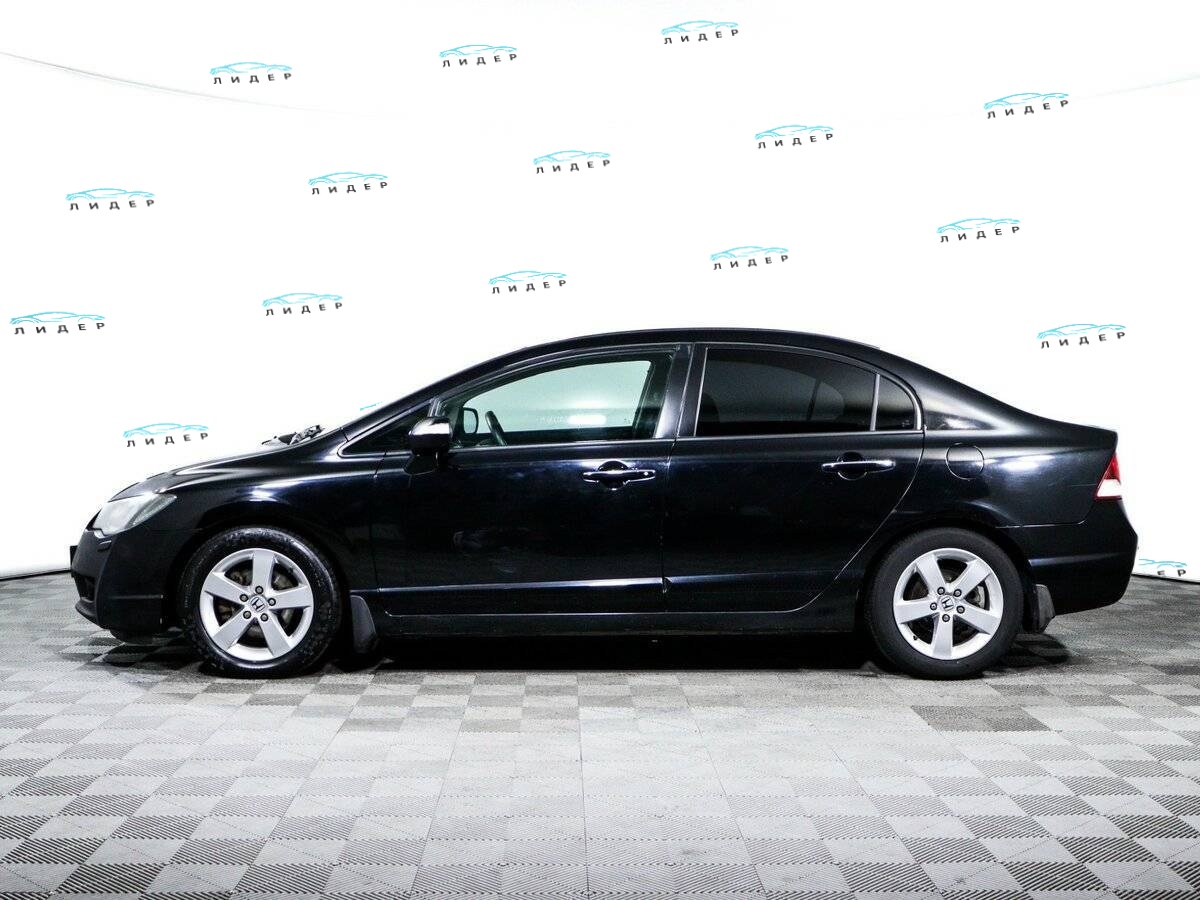 Б/У Хонда Цивик 2011 года. Фото: #7