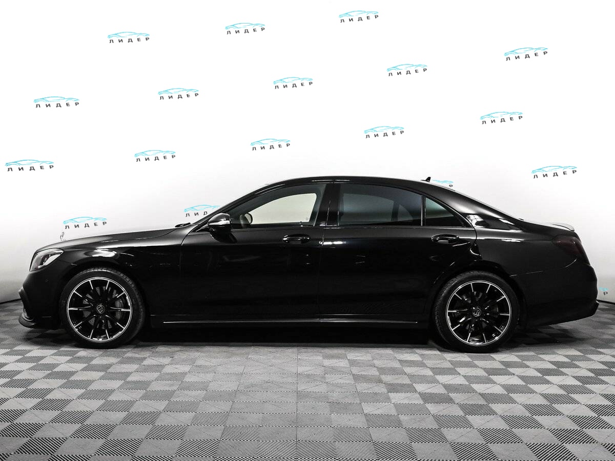 Б/У Мерседес-Бенц С-Класс 2018 года. Фото: #8
