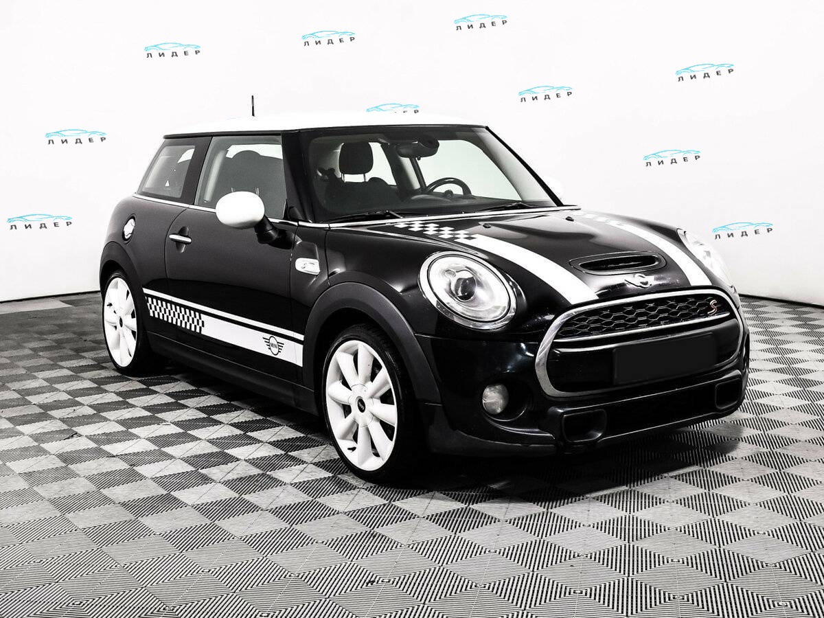 Б/У Мини Хэтч 2015 года. Фото: #2