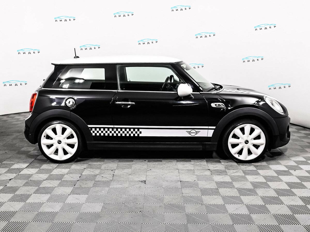 Б/У Мини Хэтч 2015 года. Фото: #3