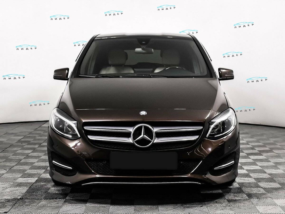 Б/У Мерседес-Бенц Б-Класс 2015 года. Фото: #1
