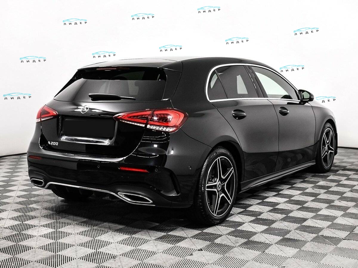 Б/У Мерседес-Бенц А-Класс 2021 года. Фото: #4