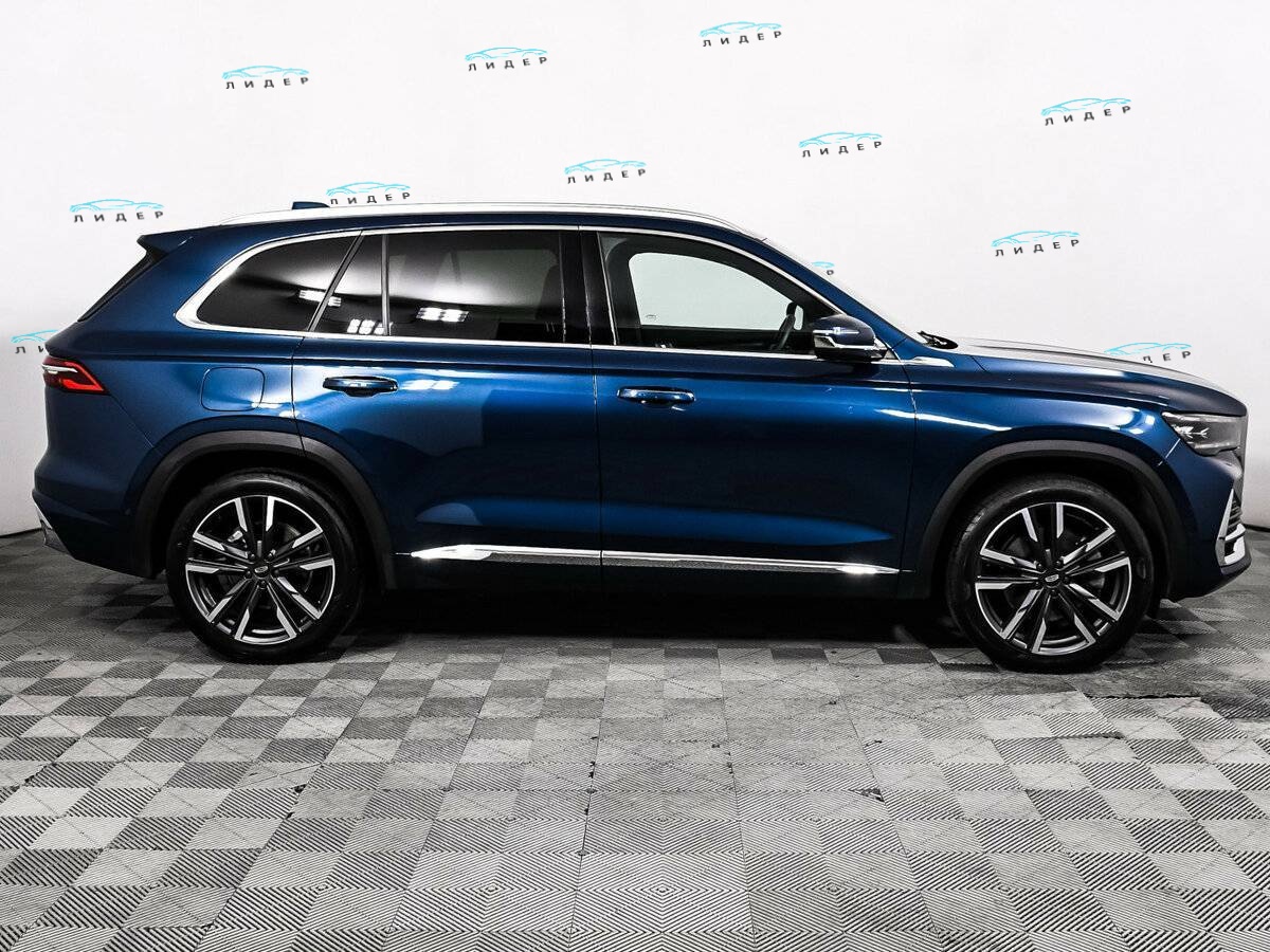 Б/У Джили Монжаро 2022 года. Фото: #3