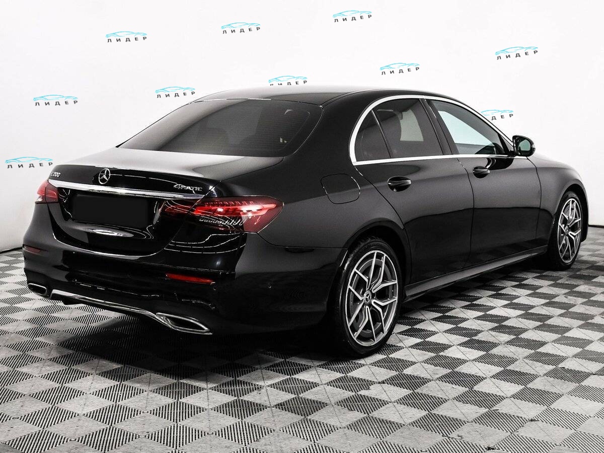 Б/У Мерседес-Бенц Е-Класс 2020 года. Фото: #4