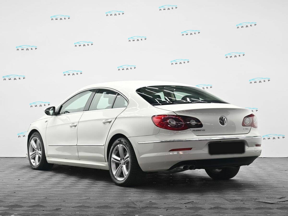 Б/У Фольксваген Пассат ЦЦ 2011 года. Фото: #2