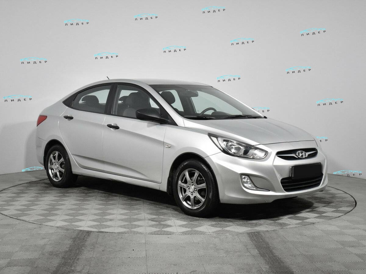 Б/У Хендай Солярис 2011 года. Фото: #2