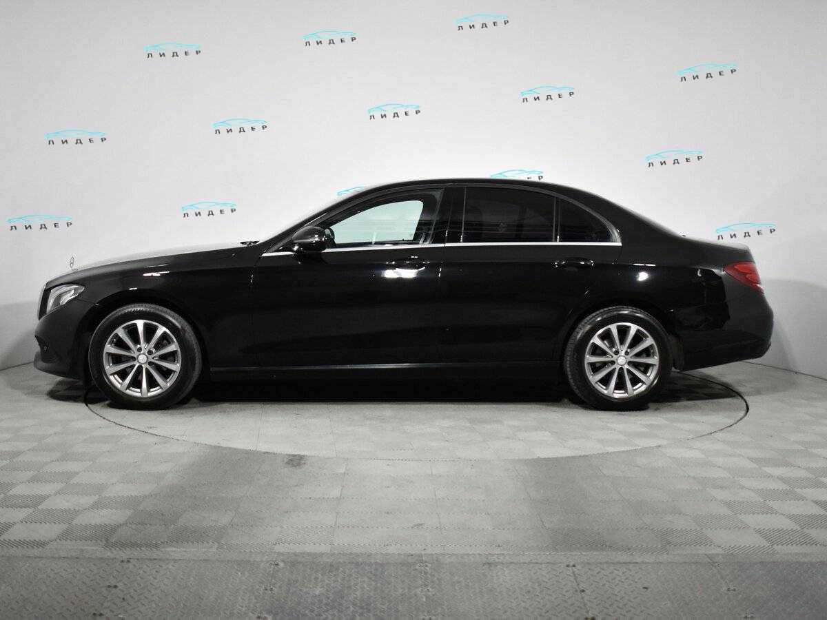 Б/У Мерседес-Бенц Е-Класс 2016 года. Фото: #7