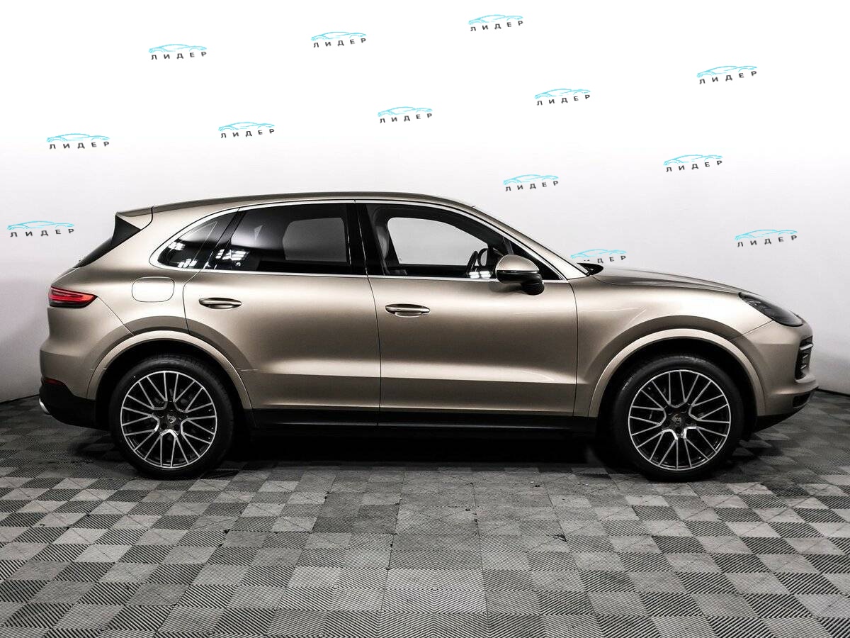 Б/У Порш Кайен 2019 года. Фото: #3