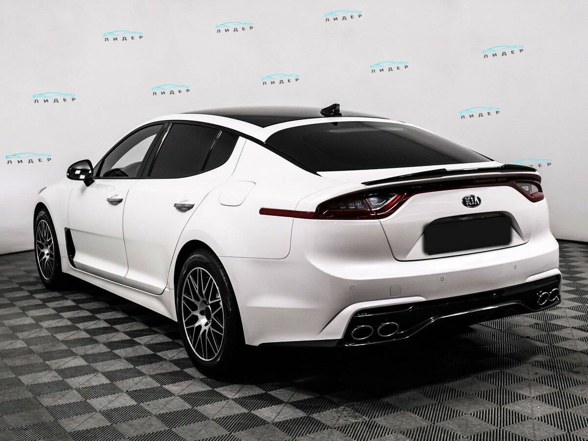 Б/У Киа Стингер 2019 года. Фото: #6