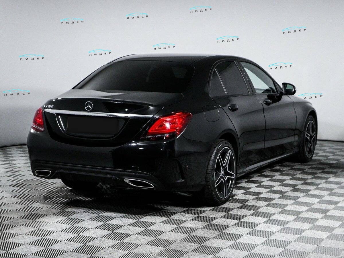 Б/У Мерседес-Бенц Ц-Класс 2018 года. Фото: #3
