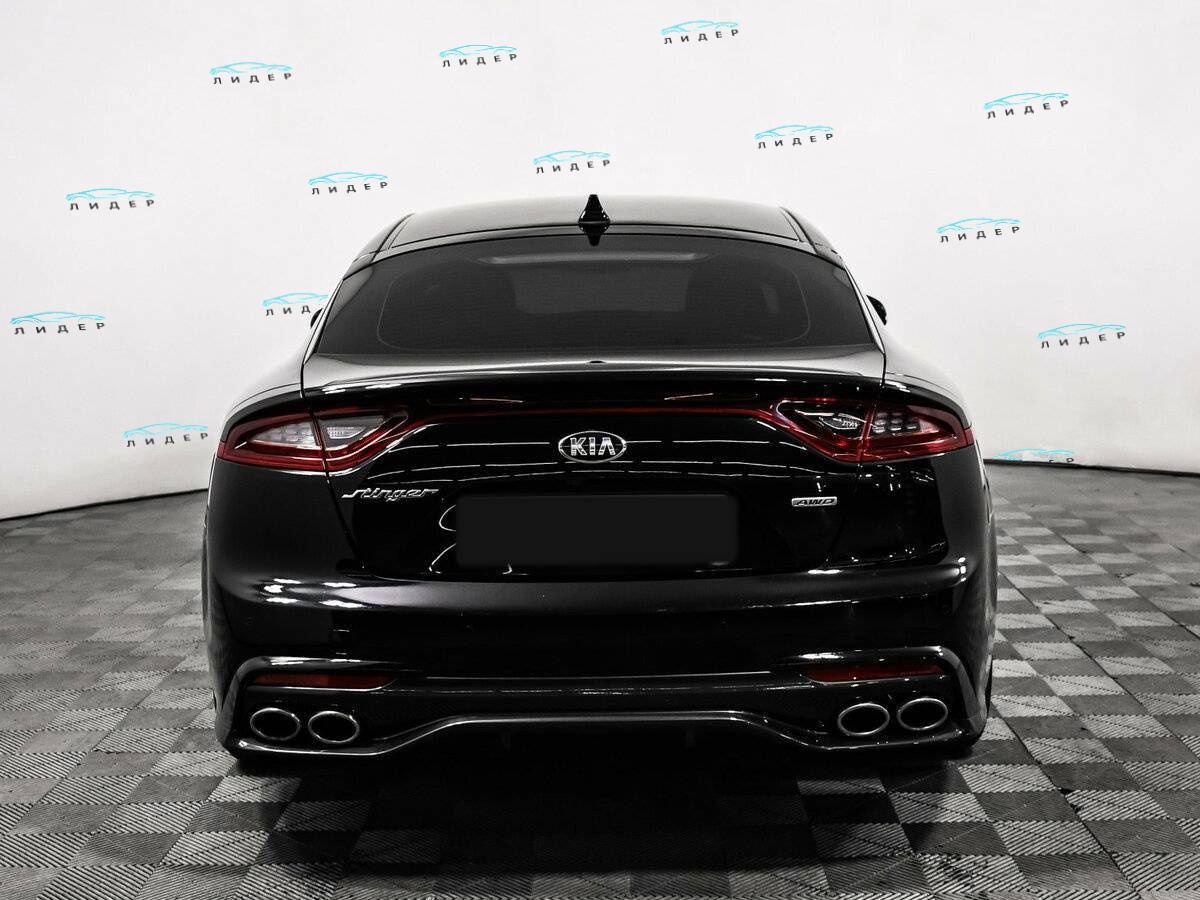 Б/У Киа Стингер 2019 года. Фото: #5