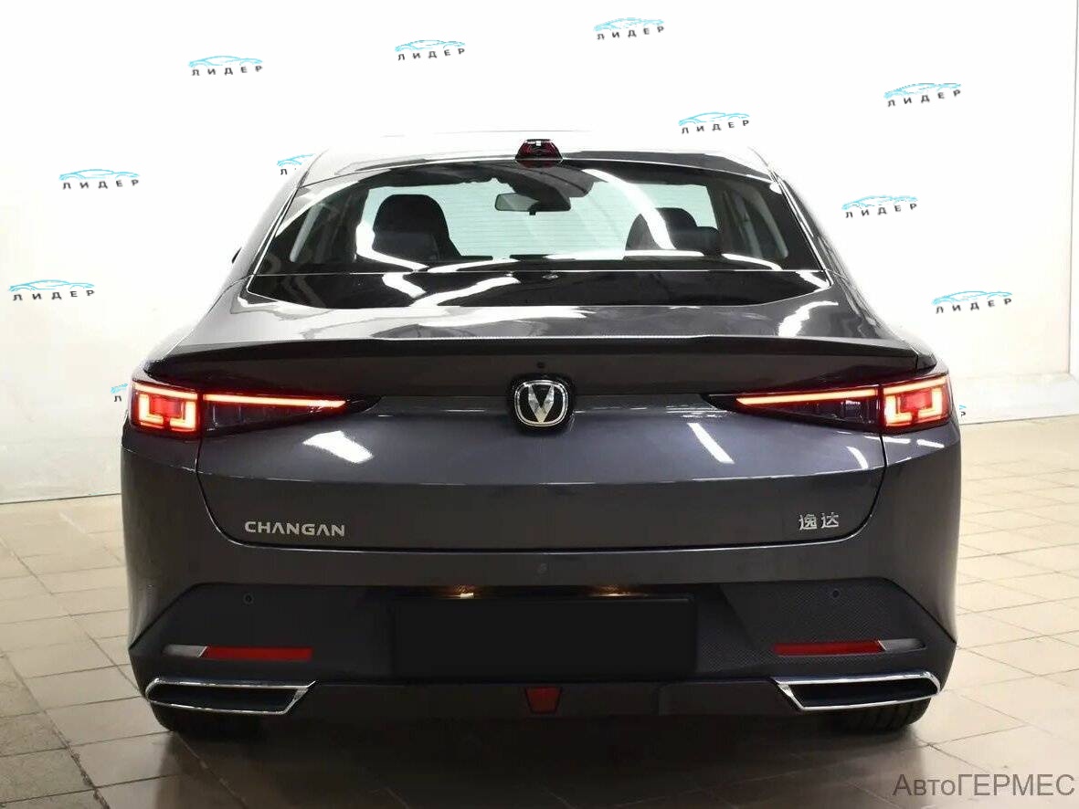 Б/У Чанган Ламур 2023 года. Фото: #2