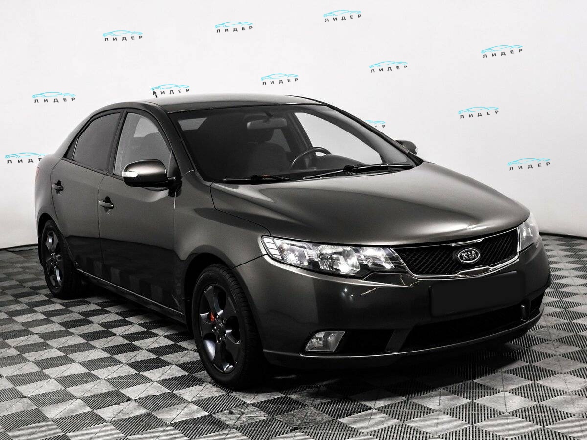 Б/У Киа Церато 2010 года. Фото: #2