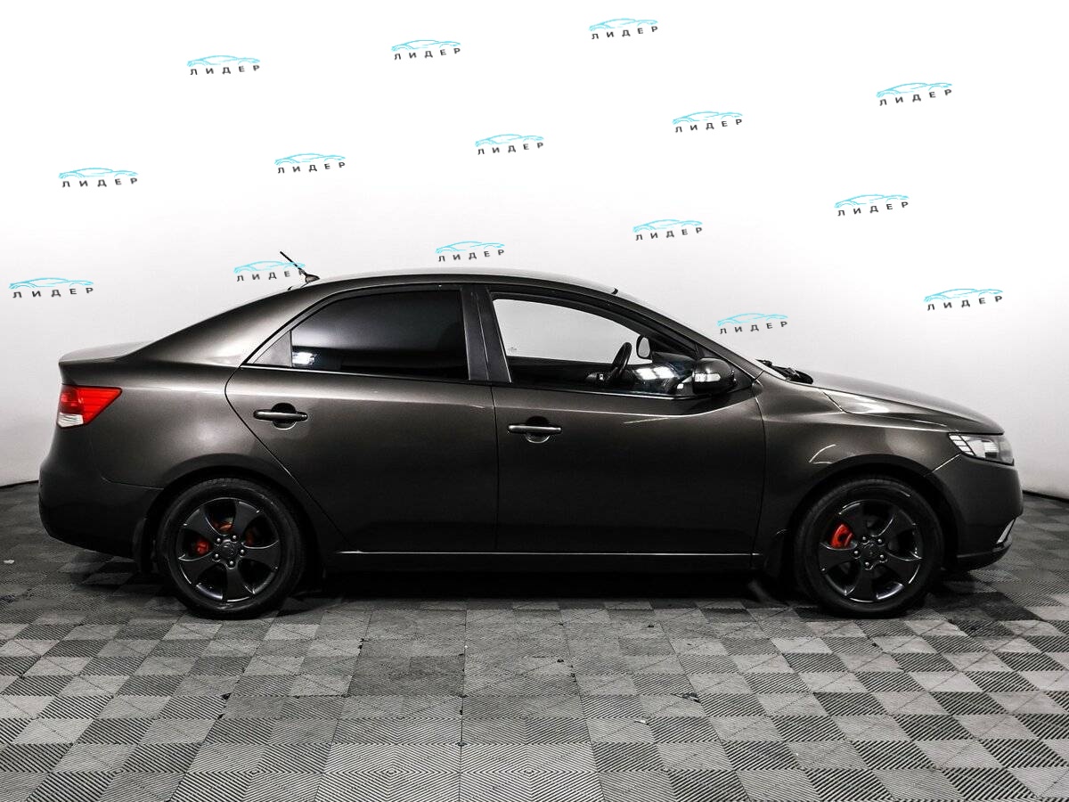 Б/У Киа Церато 2010 года. Фото: #3