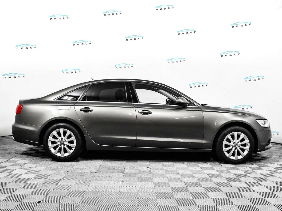 Б/У Ауди А6 2012 года. Фото: #3