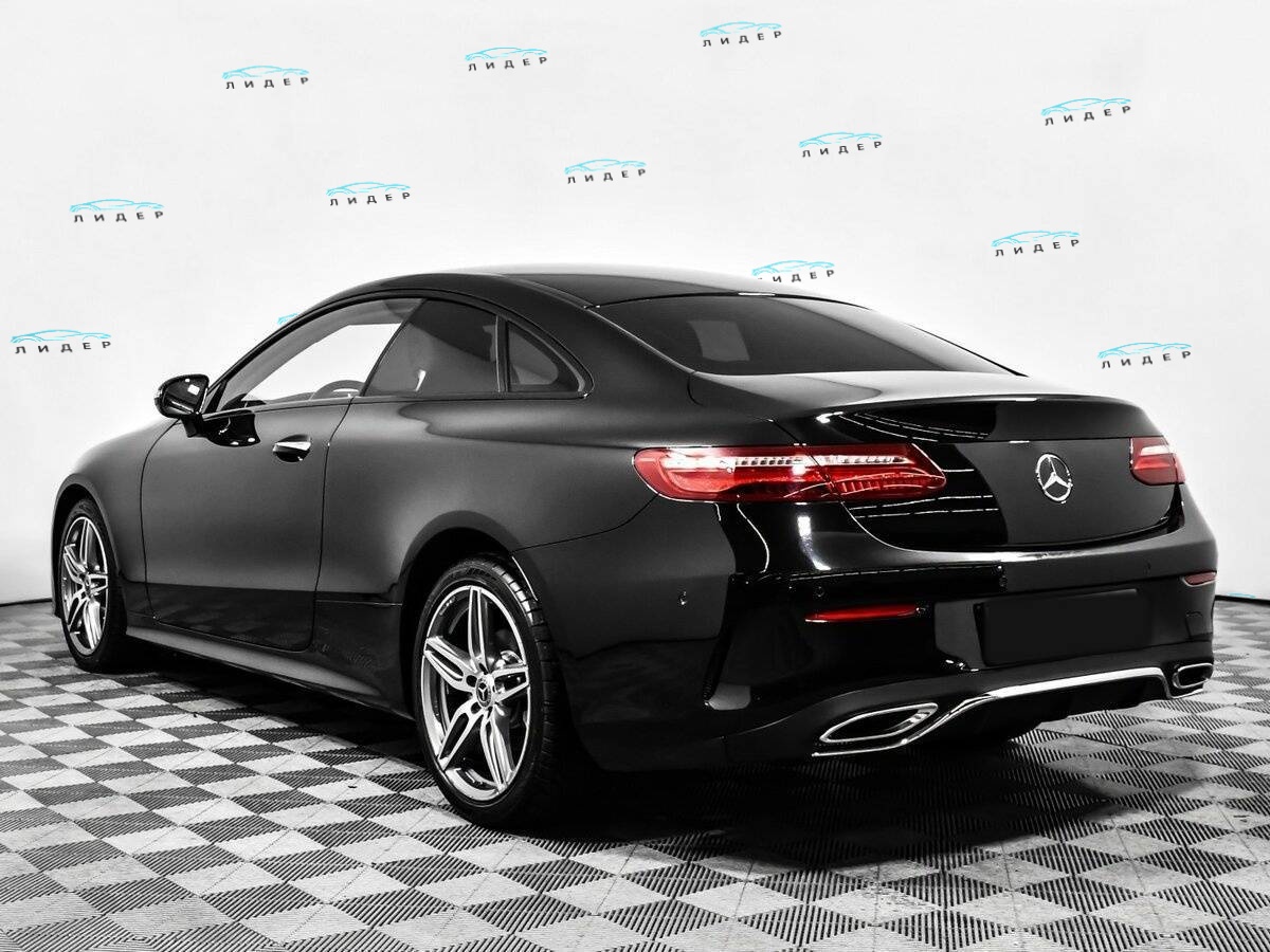 Б/У Мерседес-Бенц Е-Класс 2019 года. Фото: #6