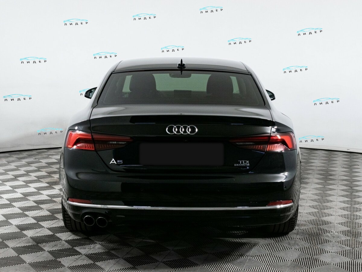 Б/У Ауди А5 2018 года. Фото: #4