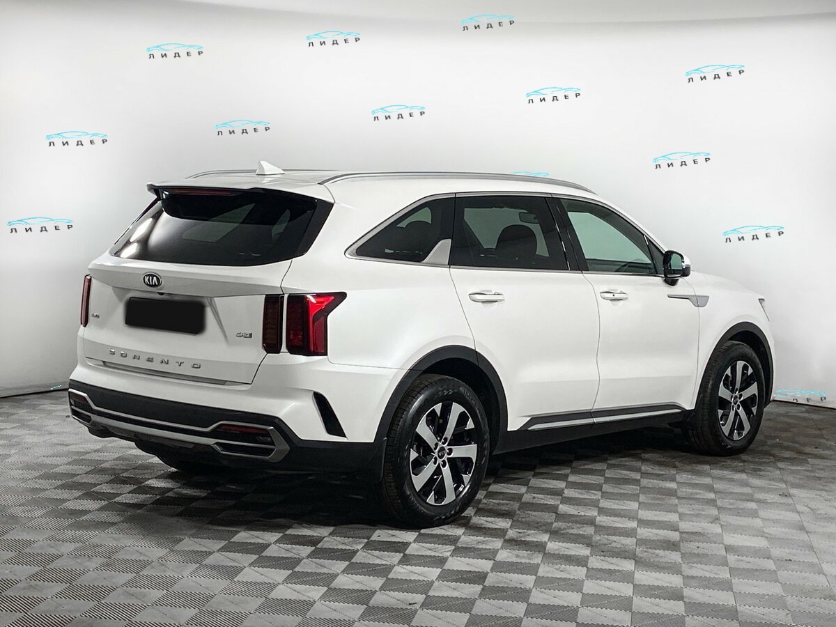 Б/У Киа Соренто 2020 года. Фото: #3