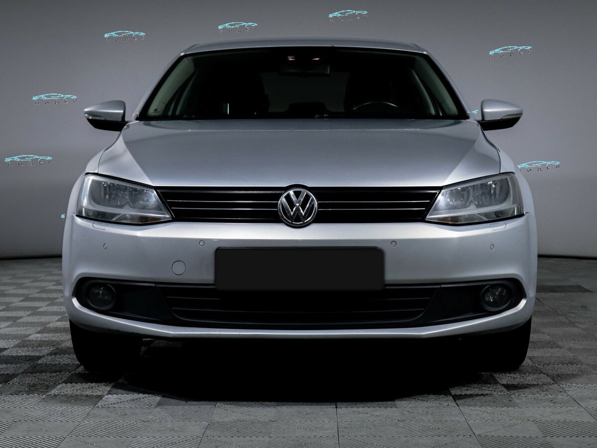 Б/У Фольксваген Джетта 2011 года. Фото: #1