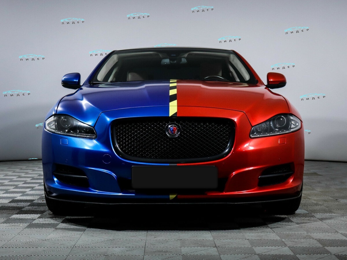 Б/У Ягуар ИксДжи 2011 года. Фото: #1