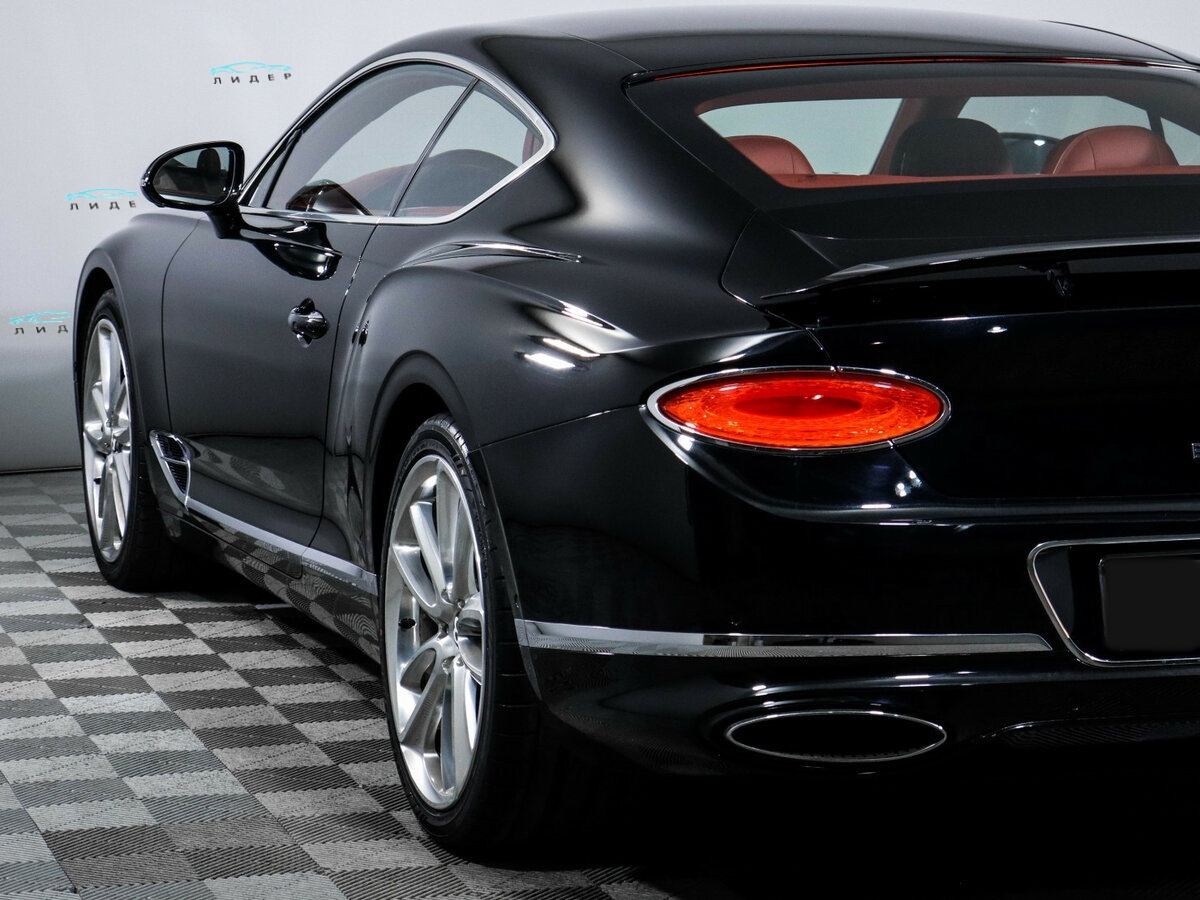 Б/У Бэнтли Континенталь ГТ 2019 года. Фото: #15