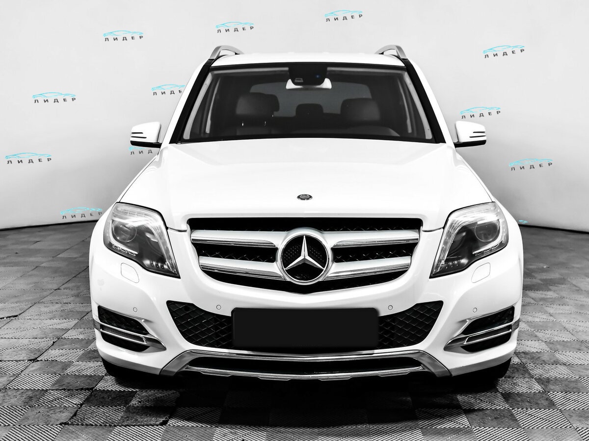 Б/У Мерседес-Бенц ГЛК-Класс 2013 года. Фото: #1