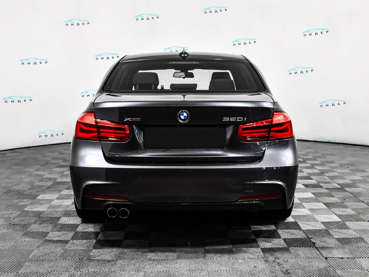 Б/У БМВ 3 серии 2017 года. Фото: #5