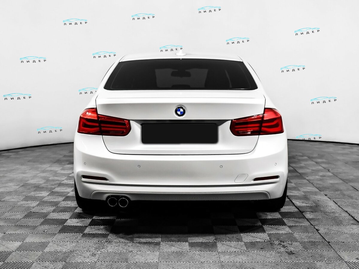 Б/У БМВ 3 серии 2017 года. Фото: #5